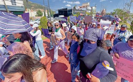 Colectivos feministas piden frenar aspiraciones políticas de  violentadores; crecen denuncias contra funcionarios públicos