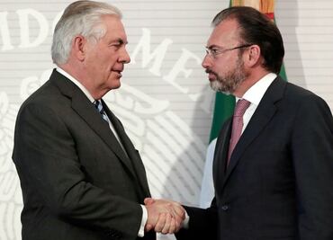 EU ofrece ayuda a México tras sismo y huracán Katia