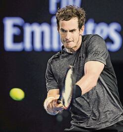 Andy Murray supera las distracciones