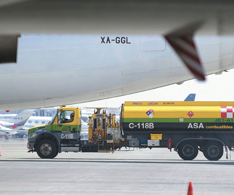 Expectativa . El costo de la turbosina puede reducirse en 2020 por una posible baja en el precio del petróleo Brent. ARCHIVO EL UNIVERSAL