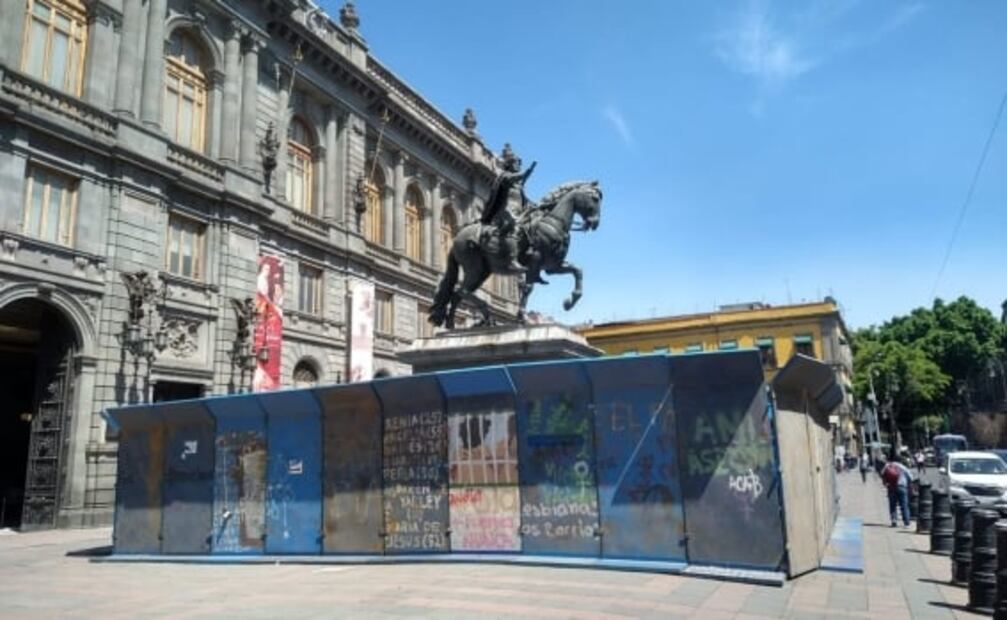 Previo a marcha del 8M, cubren con vallas edificios, museos y monumentos 