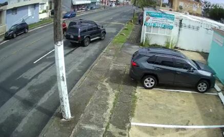 Captan en video brutal asesinato entre conductores cerca de una escuela