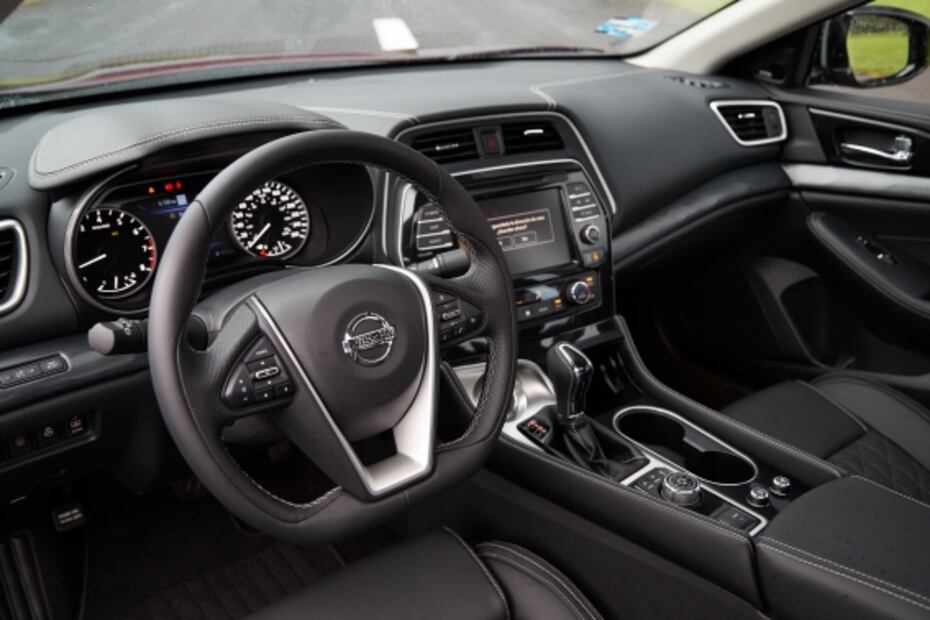 El renovado Nissan Máxima llega a México