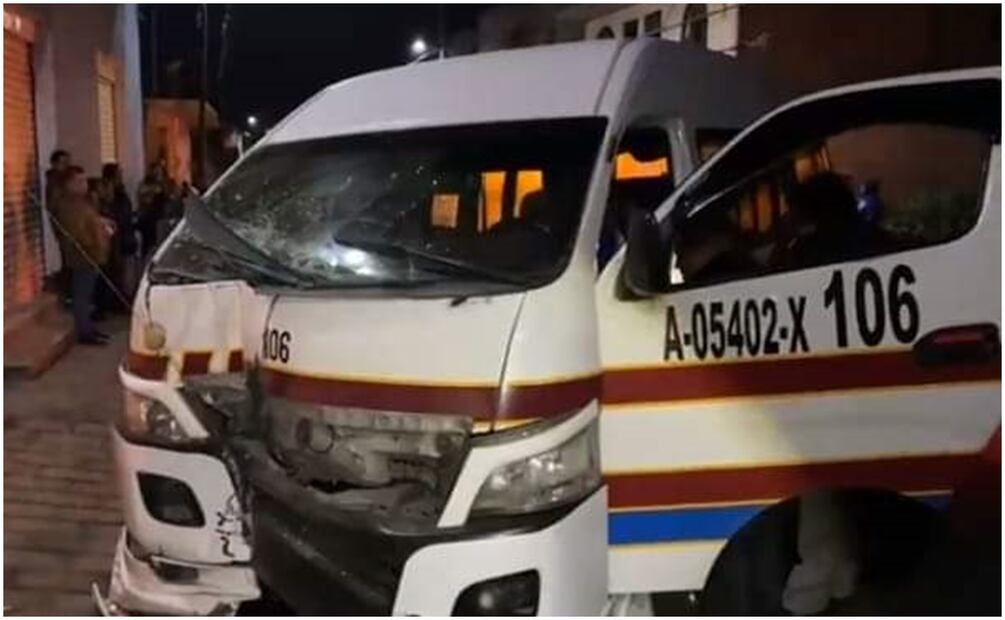 Chofer de transporte público en Tlaxcala choca contra barda para evitar asalto (16/10/2024). Foto: Especial