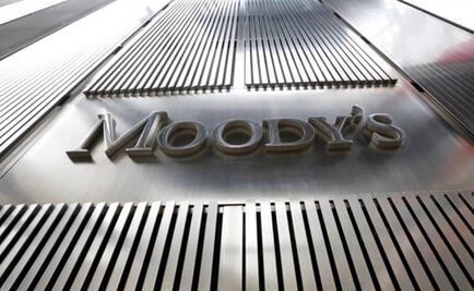 Moody's warns growing debt weighs on Mexico's rating