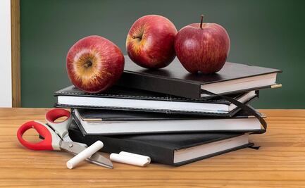 ¿Habrá puente por el Día del Maestro?