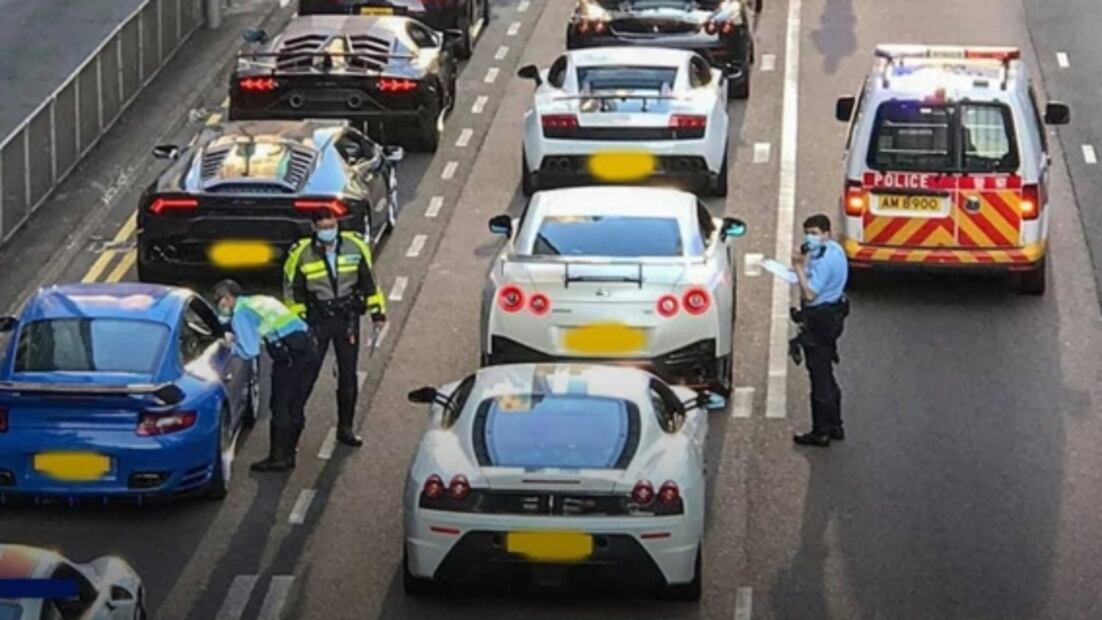 Hombre paga 1.3 millones de dólares por un lugar de estacionamiento
