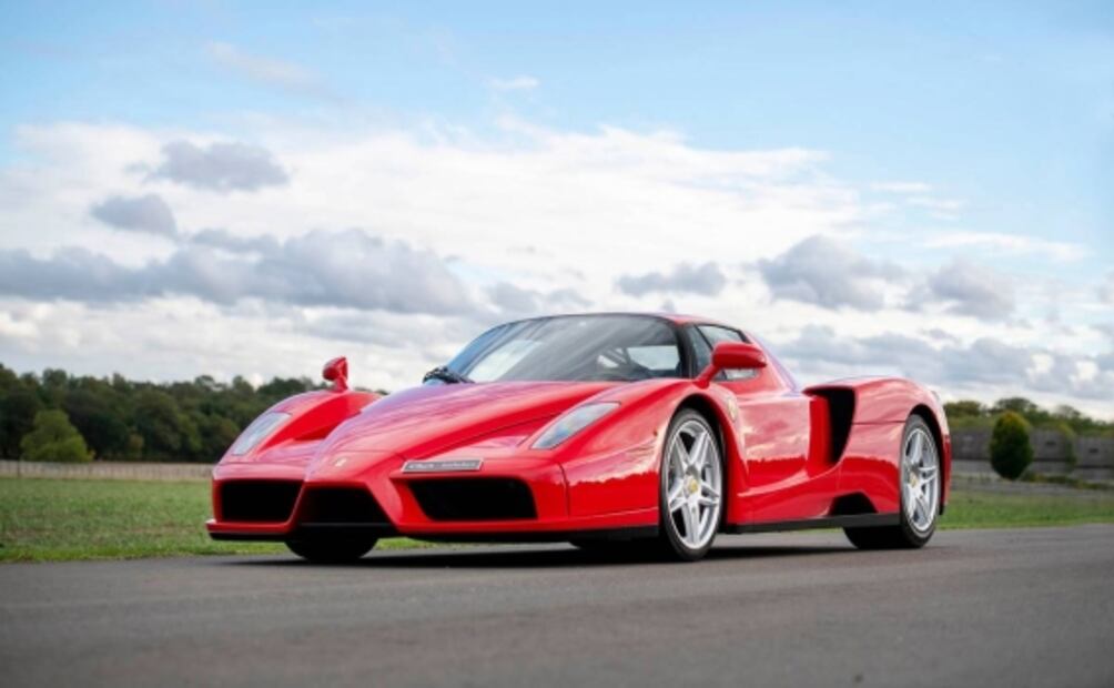 Esta increíble colección de 18 autos deportivos está en subasta