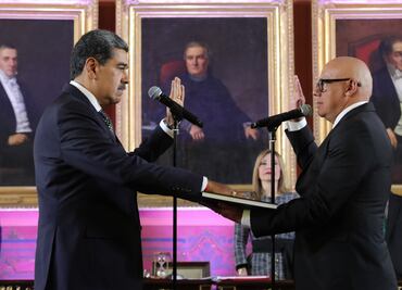 FOTOS: Maduro asume su tercer mandato en Venezuela tras multitudinarias protestas en Caracas