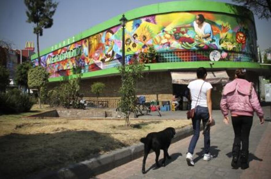 El arte de Diego Rivera en las paredes de un mercado
