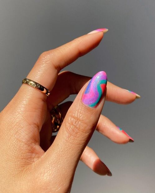 Uñas “pic and mix”, la tendencia que está enloqueciendo Instagram 