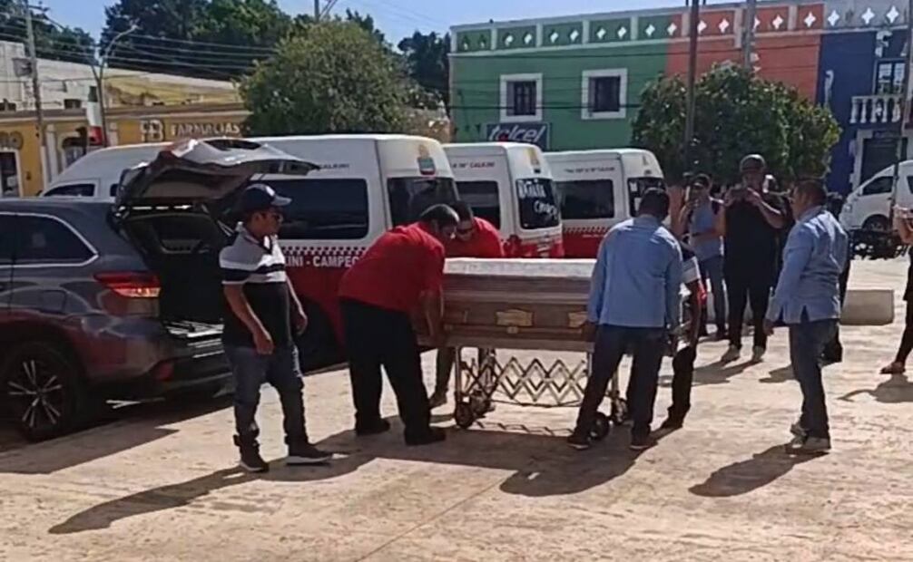 Se despiden de conductores muertos tras accidente (15/09/2025). Foto: Especial