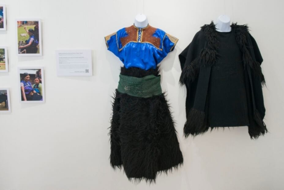 Diseñadores mexicanos presentan exposición “A la Mexicana” en Londres