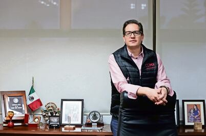 Contamos con 700 mdp para apoyar a negocios: Chertorivski