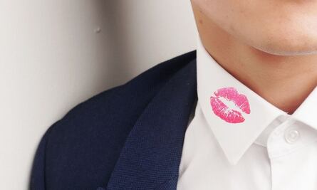 Pareja se vuelve viral por firmar un elevado contrato en caso de infidelidad