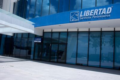 Juez ratifica decisión de que FGR pueda asegurar edificio sede de Caja Libertad