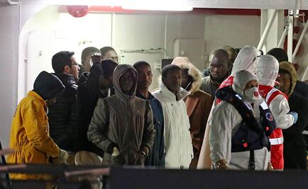 Rescatan a 414 inmigrantes en aguas del Mediterráneo