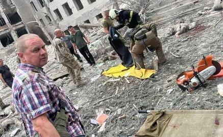 Un misil ruso mata a 51 personas y hiere a otras 219 en la ciudad ucraniana de Poltava