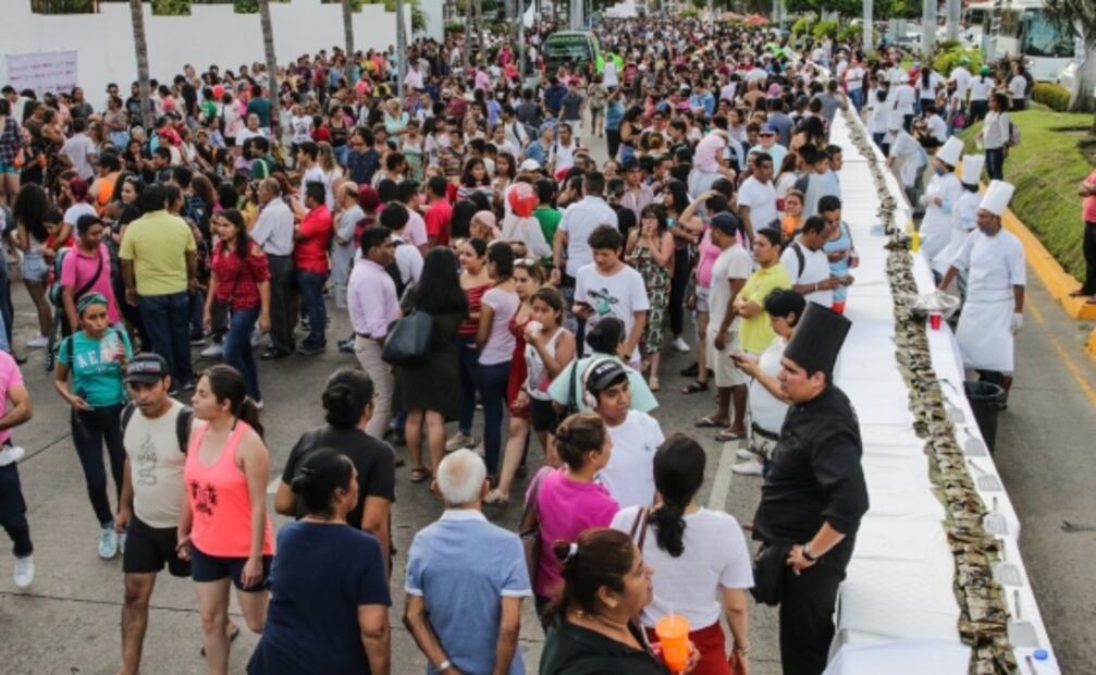 Guerrero busca récord Guinness con el tamal más grande del mundo