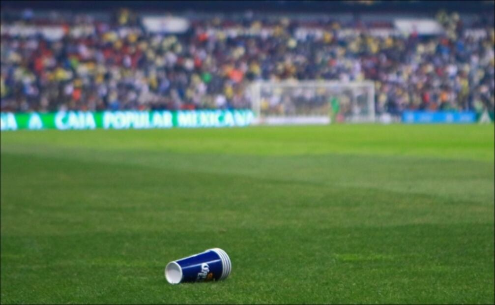 Liga MX, llena de negocios turbios en las tribunas