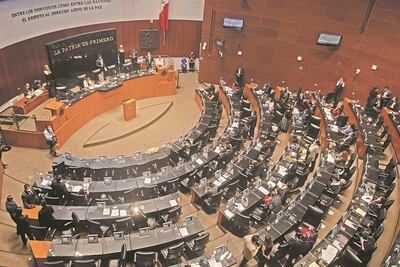 Senado aprueba reforma para eliminar el fuero