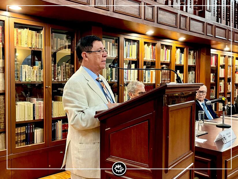 Presentación del libro "A lo mero macho ¡Entrevisto luego existo!" de Edmundo Cázares. Foto: Fundación Miguel Alemán