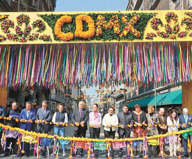 El Gobierno local dice que con estas actividades se busca promocionar turísticamente la riqueza de la Ciudad y propiciar la convivencia entre los capitalinos, para que salgan a las calles y recuperen los espacios públicos. ESPECIAL