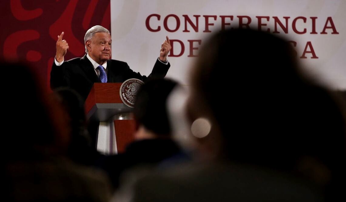 El presidente López Obrador recordó que Altán ya es una empresa mixta, con participación mayoritaria del Estado mexicano, “sin fines de lucro". Foto: Germán Espinosa
