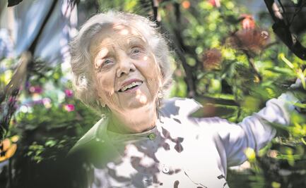 90 años de la indispensable Poniatowska