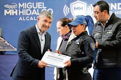MH reconoce a policías por baja sensación de inseguridad