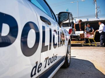 Campeche: Dirección Jurídica ordena quitar patrullas a policías en huelga