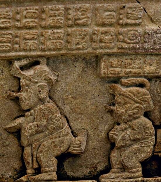 Twitter identifica foto de supuesto aluxe compartida por AMLO como fake