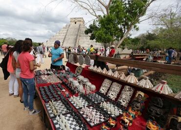 Ejidatarios y artesanos alistan este lunes un bloqueo en zona arqueológica de Chichén Itzá