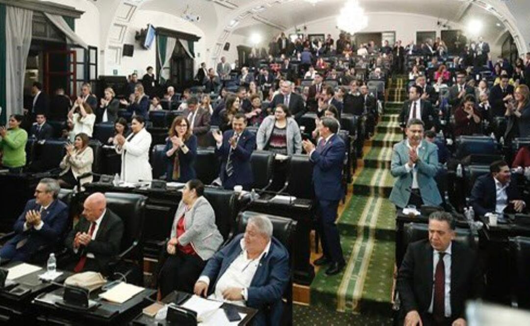 Senadores aprueban la reforma judicial. Foto : X @NoticiasCongreso