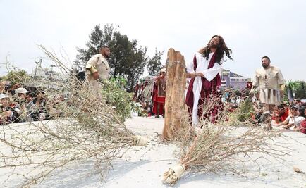 Piden crucificar a Cristo de Iztapalapa tras juicio y azotes