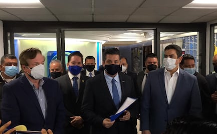 García Cabeza de Vaca asiste a San Lázaro para que le notifiquen solicitud de desafuero