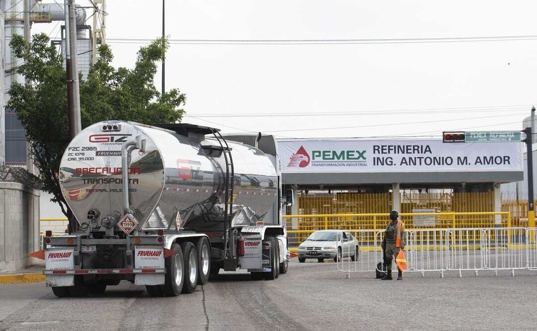 De acuerdo con Moody’s, para el próximo sexenio las presiones inmediatas están en los apoyos continuos a Pemex equivalentes a 1% del PIB y gasto en pensiones, superiores a 4% del PIB. Foto: EL UNIVERSAL