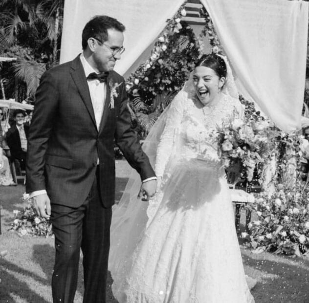 Mon Laferte se casa y comparte fotos de su boda
