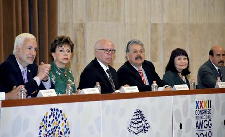 Necesarias, políticas públicas a favor de adultos mayores: Narro