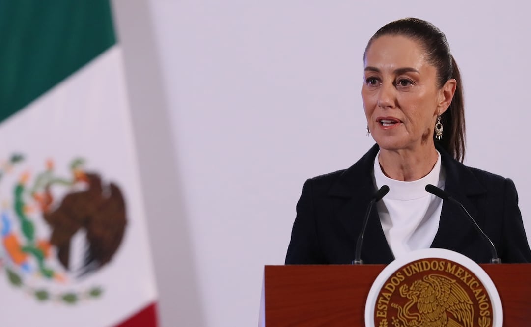 La presidenta de México, Claudia Sheinbaum, habla durante su conferencia de prensa matutina del 18 de octubre de 2024. FOTO: EFE