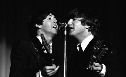 Cuando Lennon y McCartney se masturbaron uno junto al otro