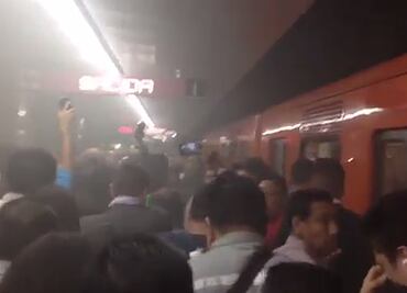 Se registra cortocircuito en Metro Insurgentes