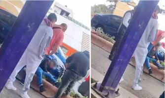 Taxistas que invadían ciclovía agreden a reporteros de EL UNIVERSAL