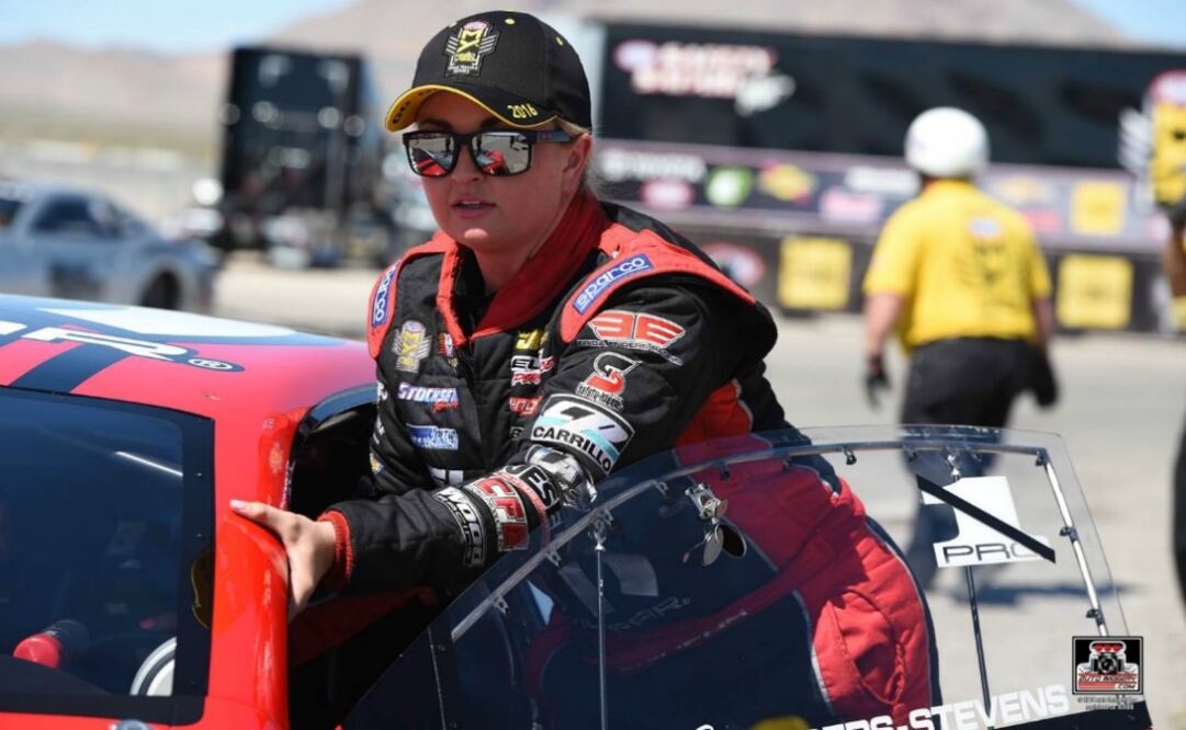  Erica Enders y su Performance Dodge Dart GT llegan a las semifinales de los NHRA Nationals en Las Vegas
