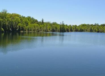 El lago que marcaría el inicio del Antropoceno, el supuesto nuevo periodo geológico de la Tierra