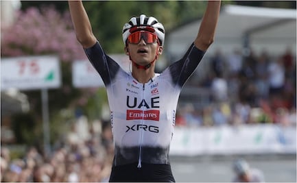 Isaac del Toro es reconocido como el ciclista más importante de su equipo, tras un increíble año 2025