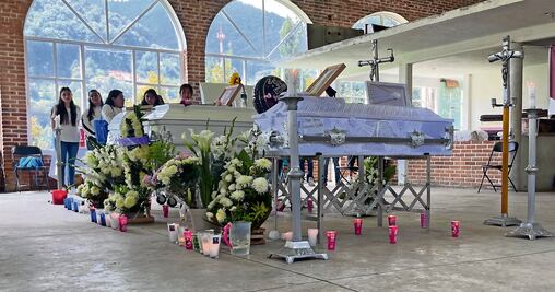 En Jilotzingo, dan el último adiós a Karina y a sus dos hijos