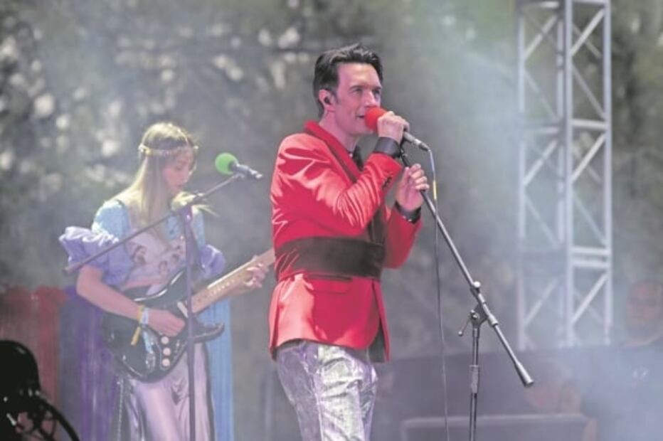 Red Hot Chili Peppers ponen picante e irreverente el Vive