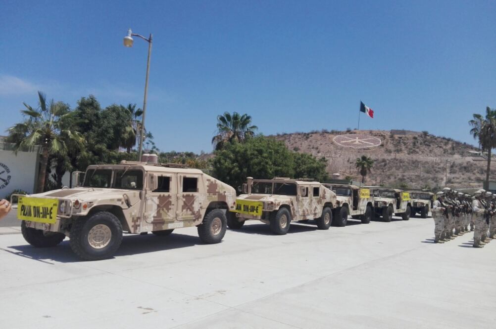 Autoridades militares activaron el Plan DN-III en su fase de prevención en Baja California Sur, ante el desplazamiento de Bud (GLADYS RODRÍGUEZ. EL UNIVERSAL)