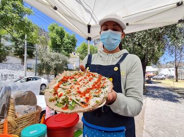 ¿Huaraches toluqueños o tlayudas? El platillo típico de Toluca que causó polémica durante inauguración del AIFA